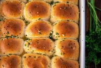 Melt-in-Your-Mouth Garlic Butter Rolls