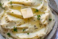 Heavenly Rosemary Garlic Mash
