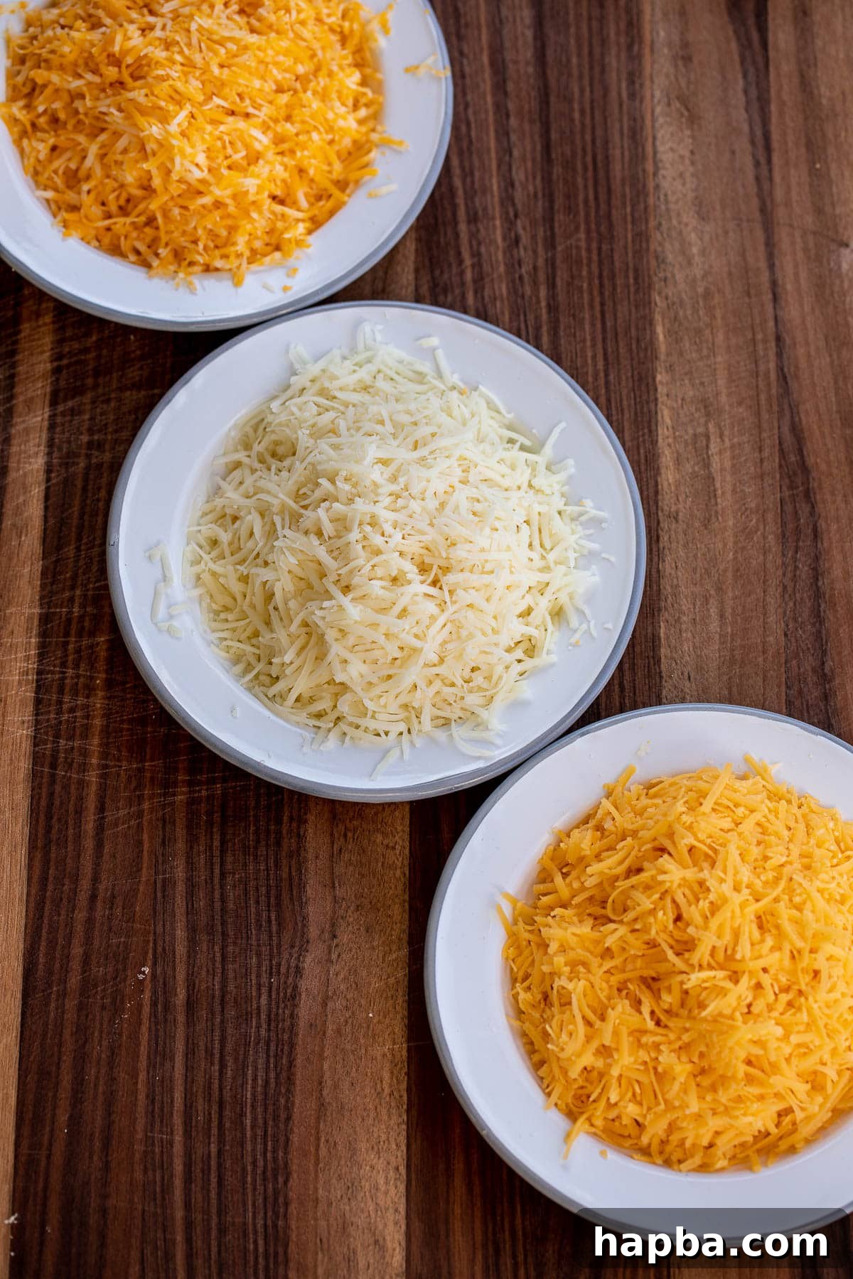 Creamy Triple Cheese Macaroni 10 3 cheeses for mac and cheese