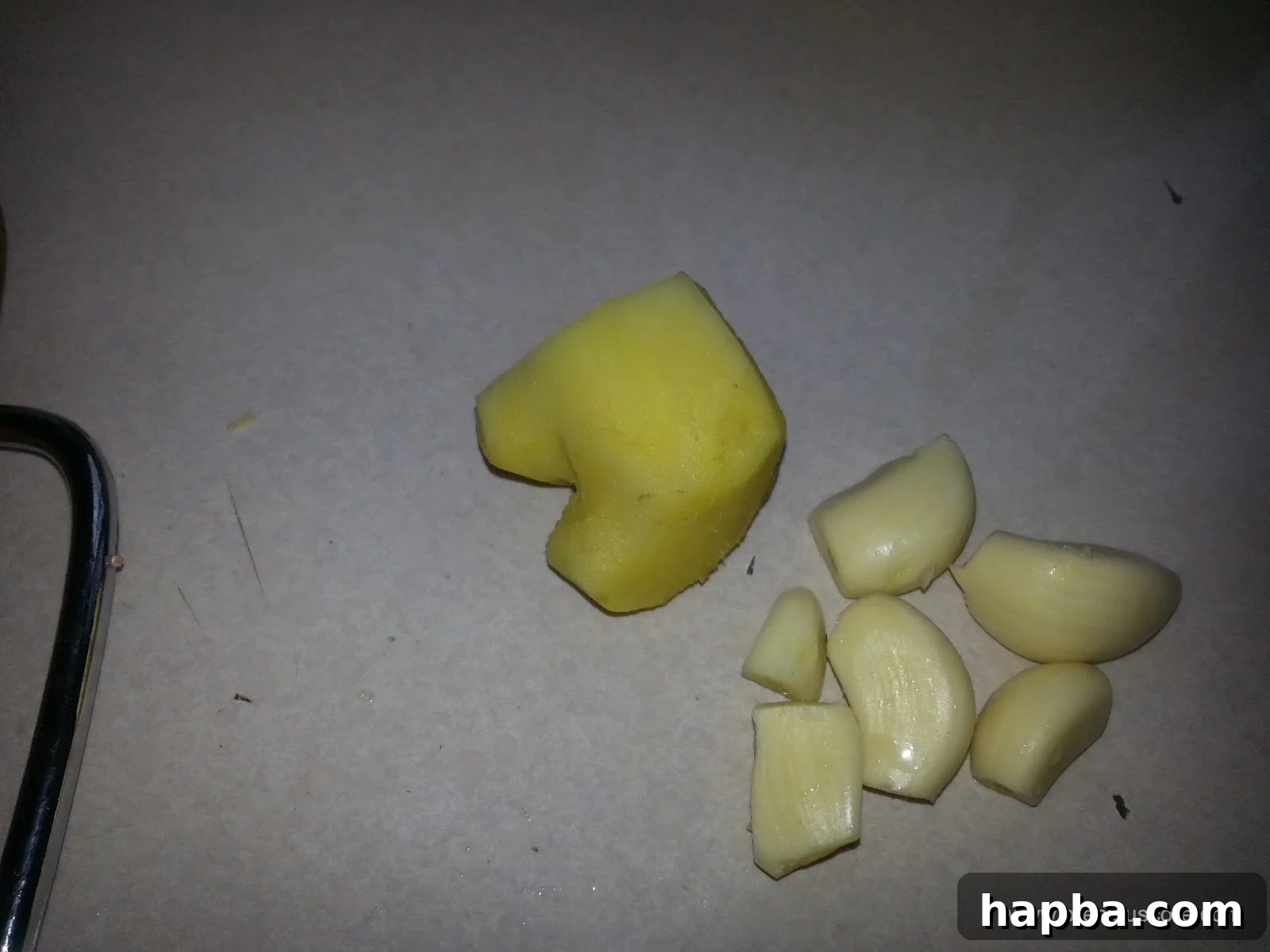 Savory Cabbage and Vegetable Stir-Fry 8 Peeled ginger root and garlic cloves